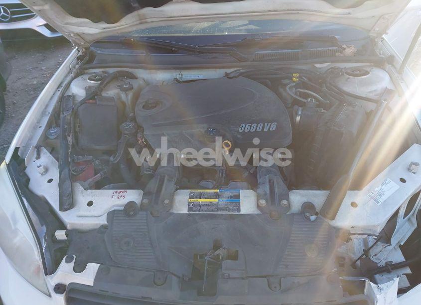 Photo 10 of 2009 Chevrolet Impala LT (VIN 2G1WT57KX91212615)