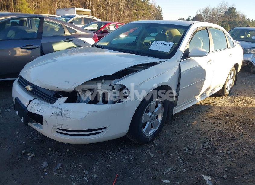 Photo 2 of 2009 Chevrolet Impala LT (VIN 2G1WT57KX91212615)