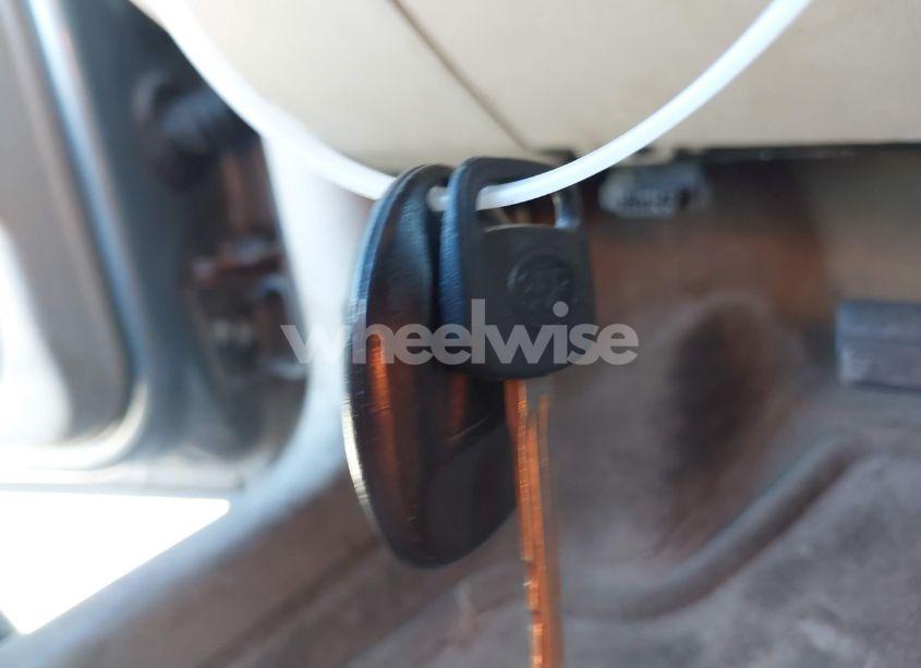 Photo 11 of 2009 Chevrolet Impala LT (VIN 2G1WT57KX91248594)