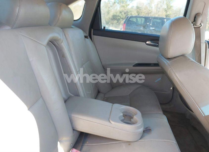 Photo 8 of 2009 Chevrolet Impala LT (VIN 2G1WT57KX91248594)