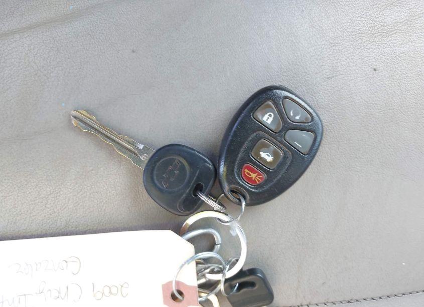 Photo 11 of 2009 Chevrolet Impala LT (VIN 2G1WT57N091266418)