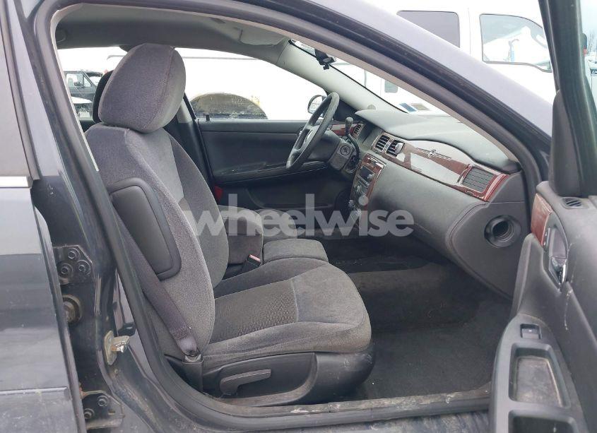 Photo 5 of 2009 Chevrolet Impala LT (VIN 2G1WT57N191227451)