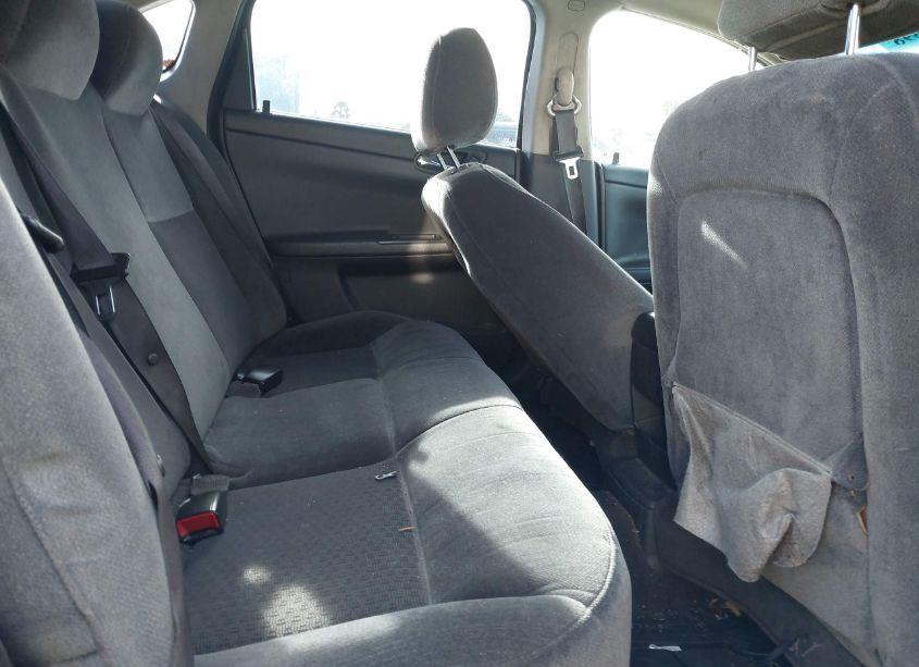 Photo 8 of 2009 Chevrolet Impala LT (VIN 2G1WT57N291130906)