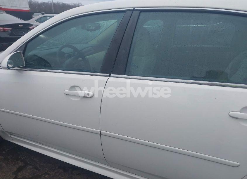 Photo 15 of 2009 Chevrolet Impala LT (VIN 2G1WT57N291224333)