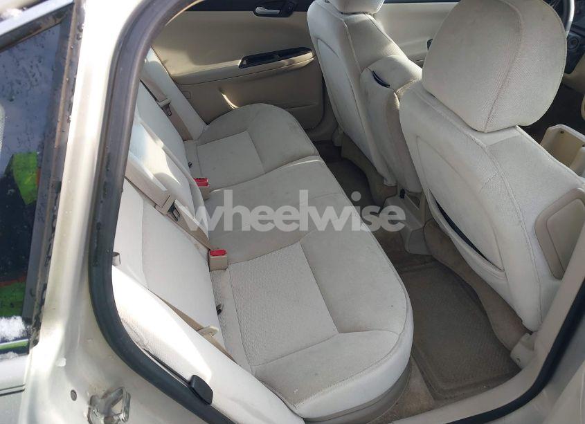 Photo 8 of 2009 Chevrolet Impala LT (VIN 2G1WT57N391137217)