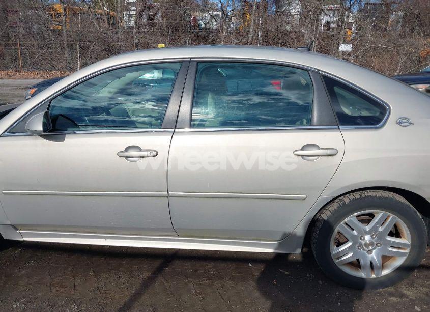 Photo 13 of 2009 Chevrolet Impala LT (VIN 2G1WT57N391325347)