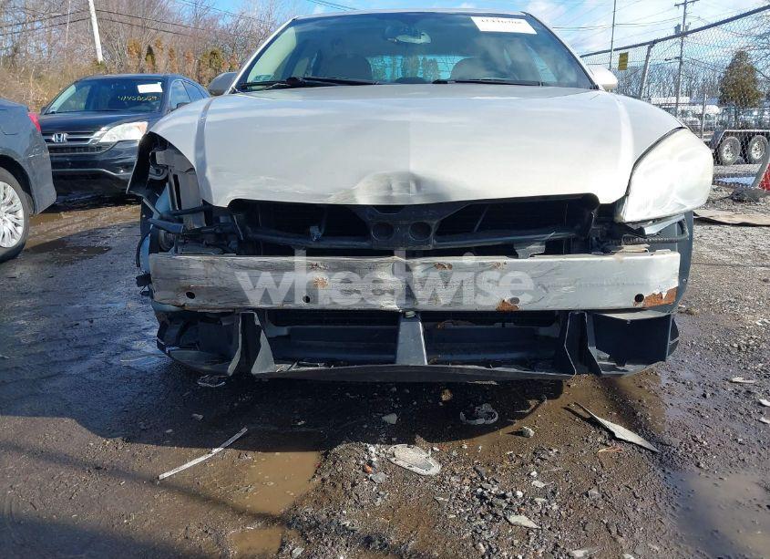 Photo 6 of 2009 Chevrolet Impala LT (VIN 2G1WT57N391325347)