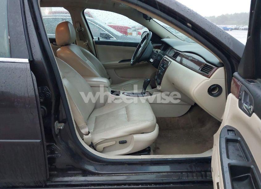 Photo 5 of 2009 Chevrolet Impala LT (VIN 2G1WT57N491187897)