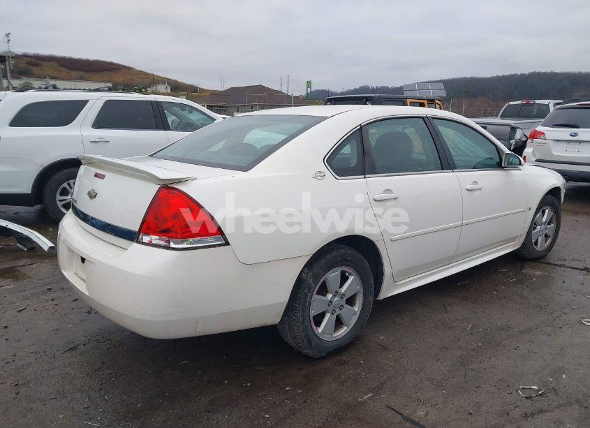 Photo 4 of 2009 Chevrolet Impala LT (VIN 2G1WT57N491193439)