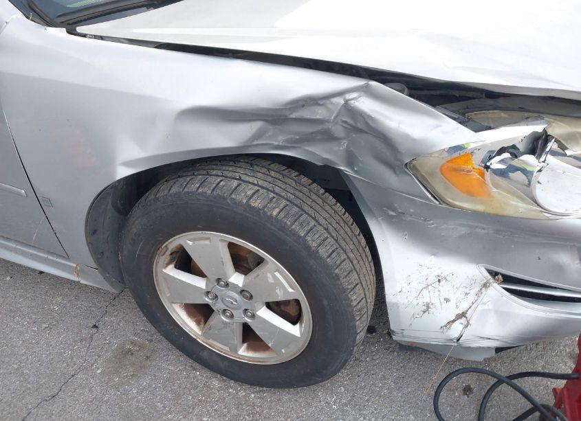 Photo 6 of 2009 Chevrolet Impala LT (VIN 2G1WT57N491313997)
