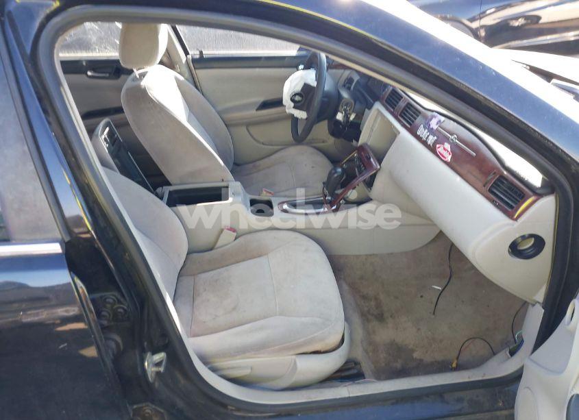 Photo 5 of 2009 Chevrolet Impala LT (VIN 2G1WT57N491322635)
