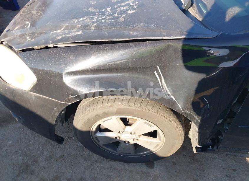 Photo 6 of 2009 Chevrolet Impala LT (VIN 2G1WT57N491322635)