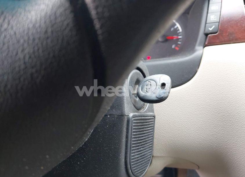 Photo 11 of 2009 Chevrolet Impala LT (VIN 2G1WT57N591132875)