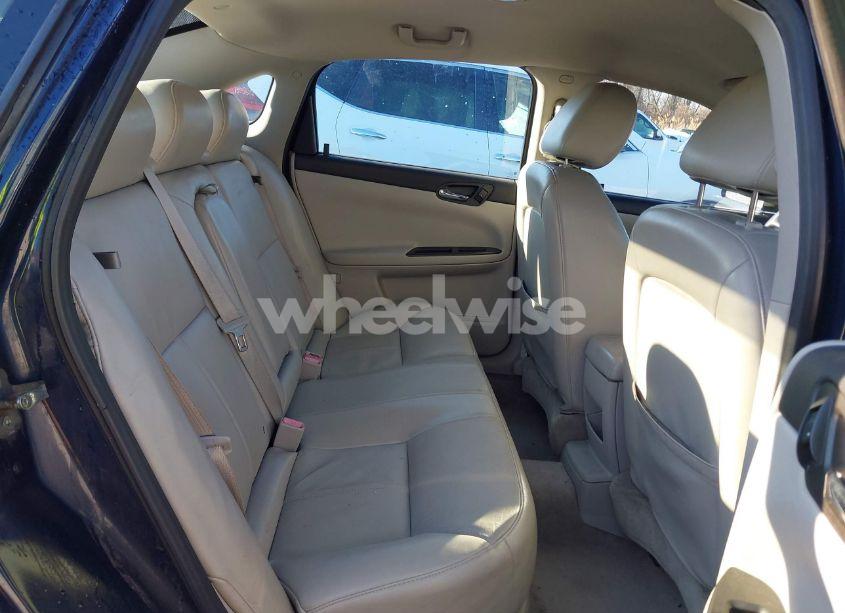 Photo 8 of 2009 Chevrolet Impala LT (VIN 2G1WT57N591178576)