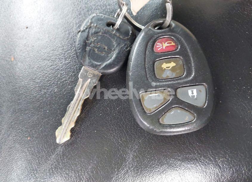 Photo 11 of 2009 Chevrolet Impala LT (VIN 2G1WT57NX91175169)