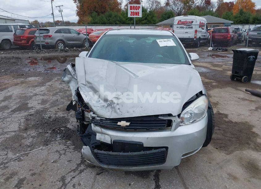 Photo 12 of 2009 Chevrolet Impala LT (VIN 2G1WT57NX91175169)