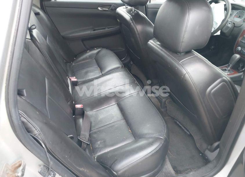 Photo 8 of 2009 Chevrolet Impala LT (VIN 2G1WT57NX91175169)