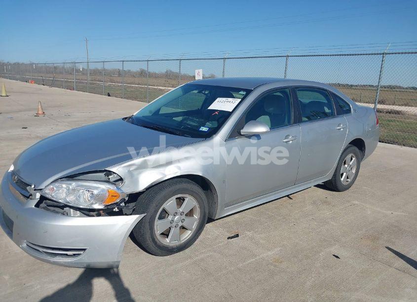 Photo 2 of 2009 Chevrolet Impala LT (VIN 2G1WT57NX91261663)