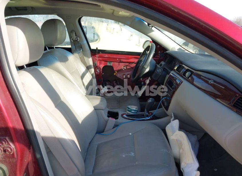 Photo 5 of 2009 Chevrolet Impala LT (VIN 2G1WT57NX91304012)