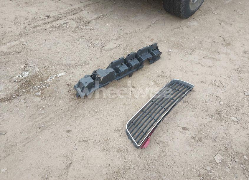 Photo 12 of 2008 Chevrolet Impala LT (VIN 2G1WT58K089239465)