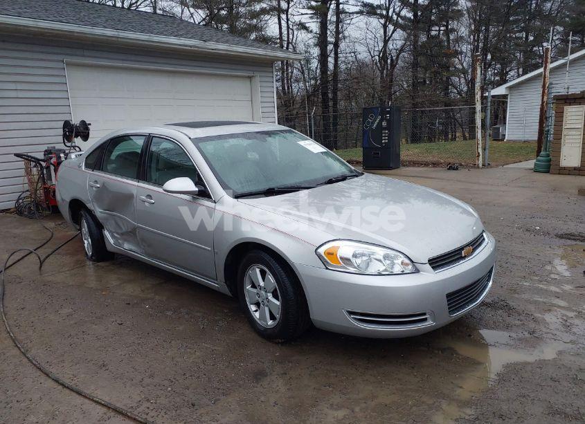 2008 Chevrolet Impala LT (VIN 2G1WT58K289185294) main photo