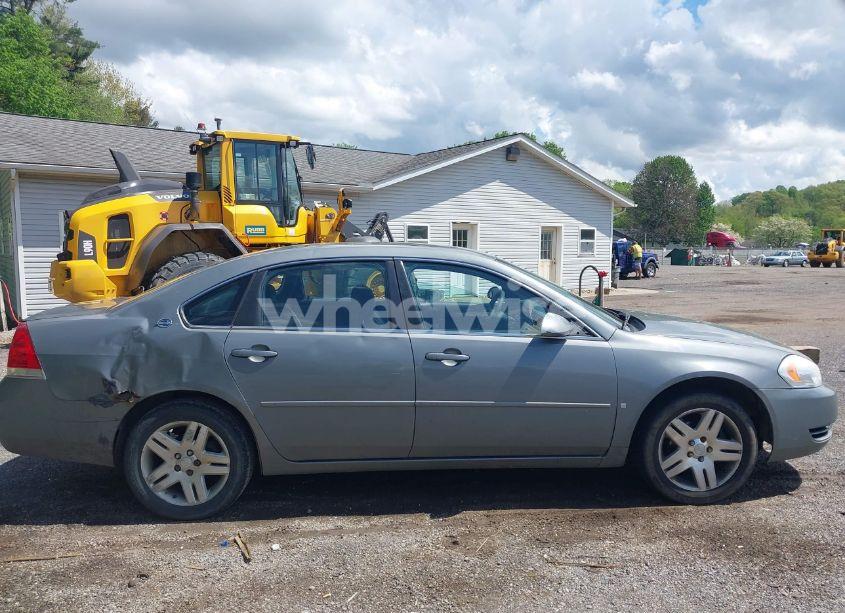 Photo 13 of 2007 Chevrolet Impala LT (VIN 2G1WT58K379132344)