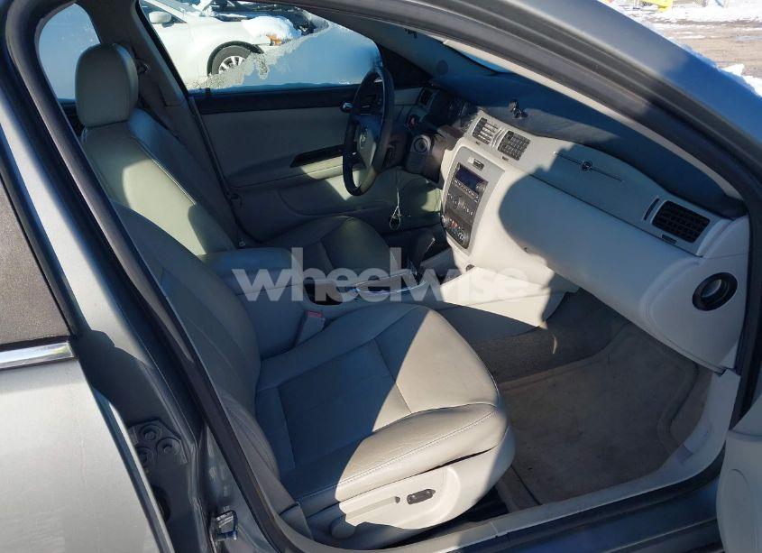 Photo 5 of 2008 Chevrolet Impala LT (VIN 2G1WT58K681235595)