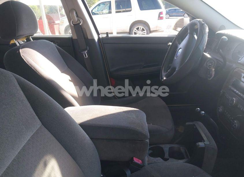 Photo 5 of 2008 Chevrolet Impala LT (VIN 2G1WT58K781369919)