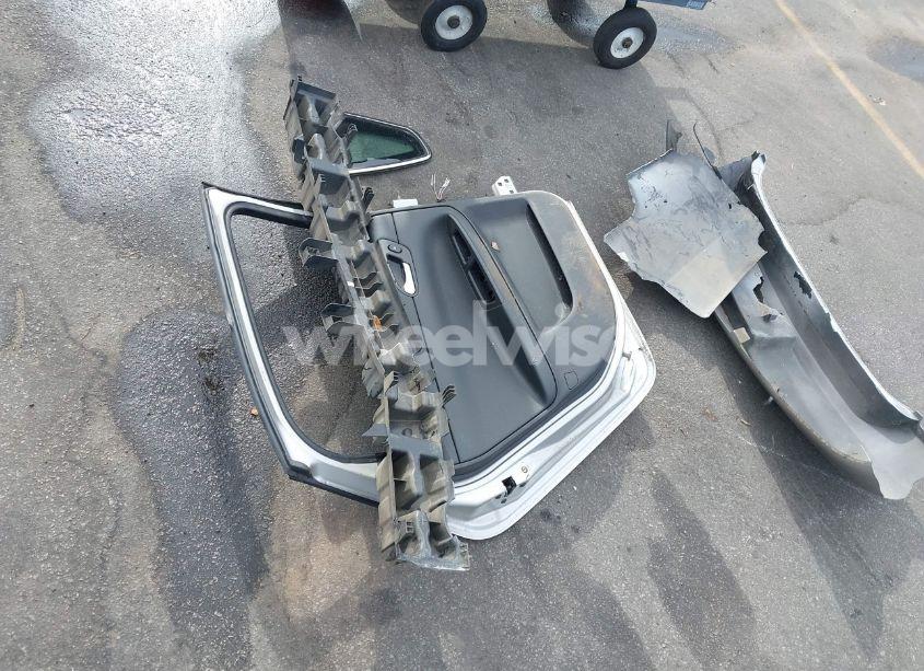 Photo 12 of 2008 Chevrolet Impala LT (VIN 2G1WT58KX81273301)