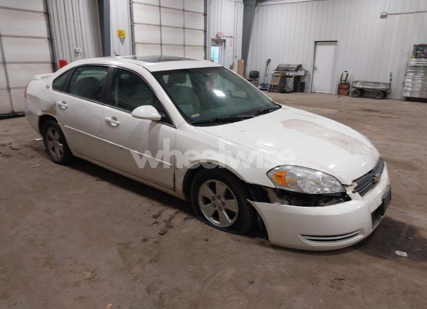 2008 Chevrolet Impala LT (VIN 2G1WT58KX89260999) main photo