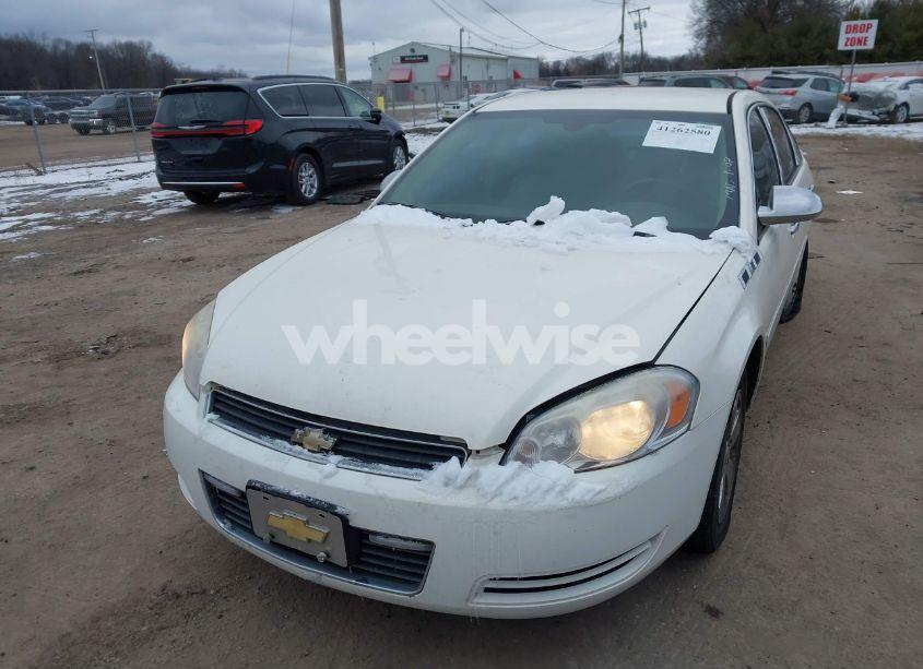 Photo 2 of 2007 Chevrolet Impala LT (VIN 2G1WT58N979290861)