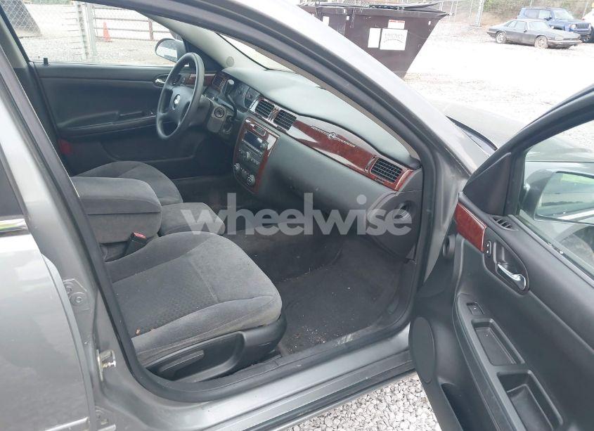 Photo 5 of 2008 Chevrolet Impala LT (VIN 2G1WT58N989100199)