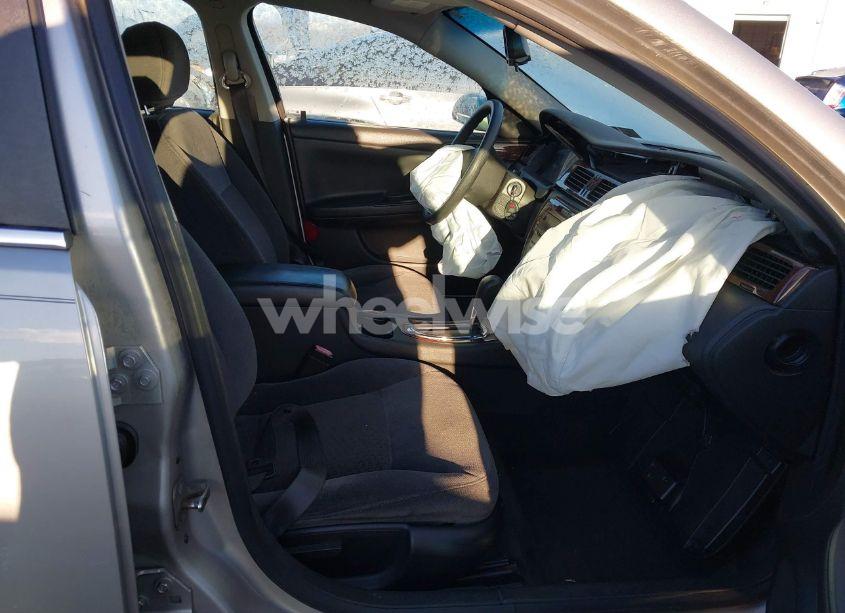 Photo 5 of 2008 Chevrolet Impala LT (VIN 2G1WT58NX81254273)