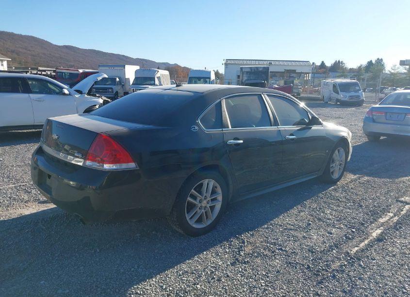 Photo 4 of 2009 Chevrolet Impala LTZ (VIN 2G1WU57M191298153)
