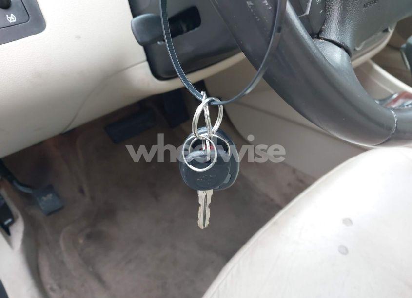 Photo 11 of 2009 Chevrolet Impala LTZ (VIN 2G1WU57M291235109)