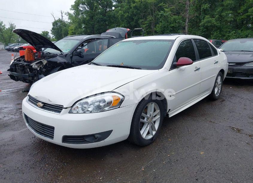 Photo 2 of 2009 Chevrolet Impala LTZ (VIN 2G1WU57M291235109)