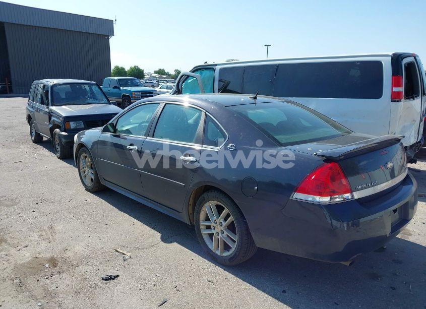Photo 3 of 2009 Chevrolet Impala LTZ (VIN 2G1WU57M291300377)