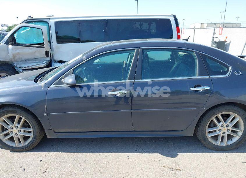 Photo 6 of 2009 Chevrolet Impala LTZ (VIN 2G1WU57M291300377)