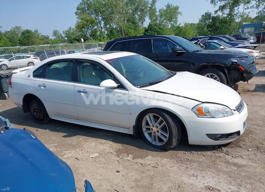Photo 14 of 2009 Chevrolet Impala LTZ (VIN 2G1WU57M591242071)