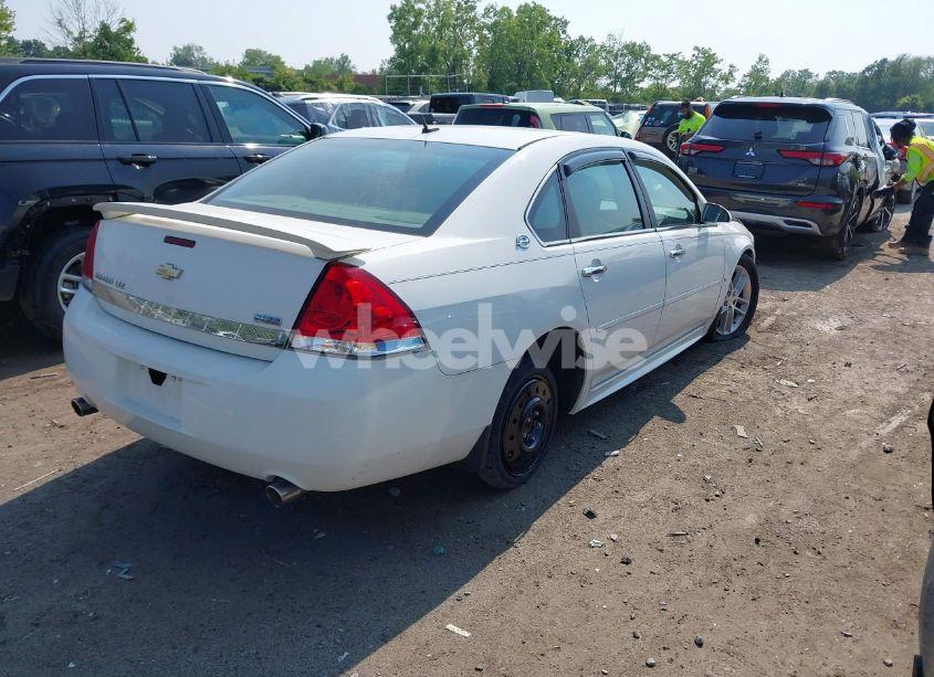 Photo 4 of 2009 Chevrolet Impala LTZ (VIN 2G1WU57M591242071)
