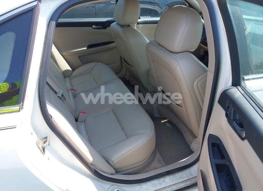 Photo 8 of 2009 Chevrolet Impala LTZ (VIN 2G1WU57M591242071)