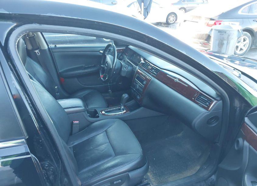 Photo 5 of 2009 Chevrolet Impala LTZ (VIN 2G1WU57M691148474)