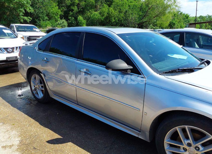 Photo 6 of 2009 Chevrolet Impala LTZ (VIN 2G1WU57M691213386)