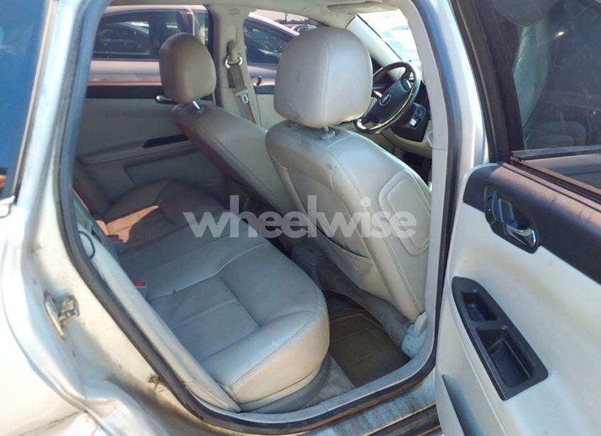 Photo 8 of 2009 Chevrolet Impala LTZ (VIN 2G1WU57M691213386)