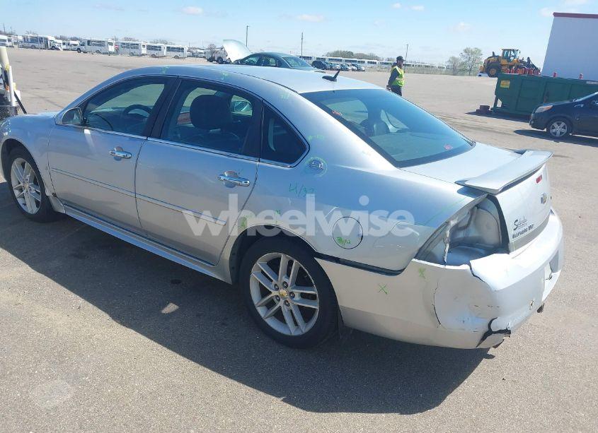 Photo 3 of 2009 Chevrolet Impala LTZ (VIN 2G1WU57M691304142)