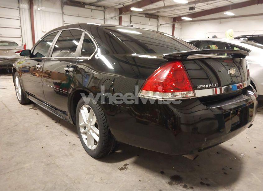 Photo 3 of 2009 Chevrolet Impala LTZ (VIN 2G1WU57MX91151233)