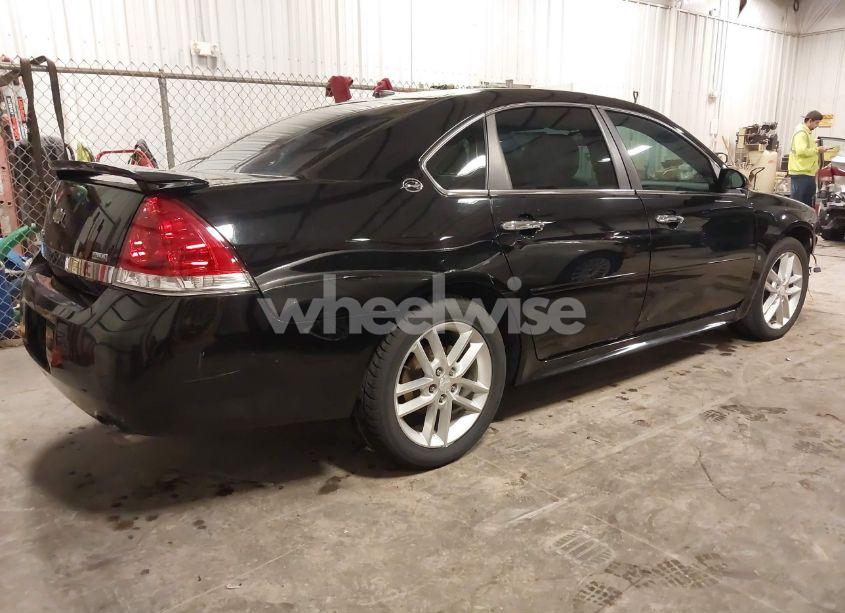 Photo 4 of 2009 Chevrolet Impala LTZ (VIN 2G1WU57MX91151233)