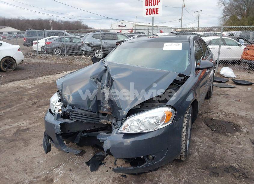 Photo 2 of 2008 Chevrolet Impala LTZ (VIN 2G1WU583089171691)