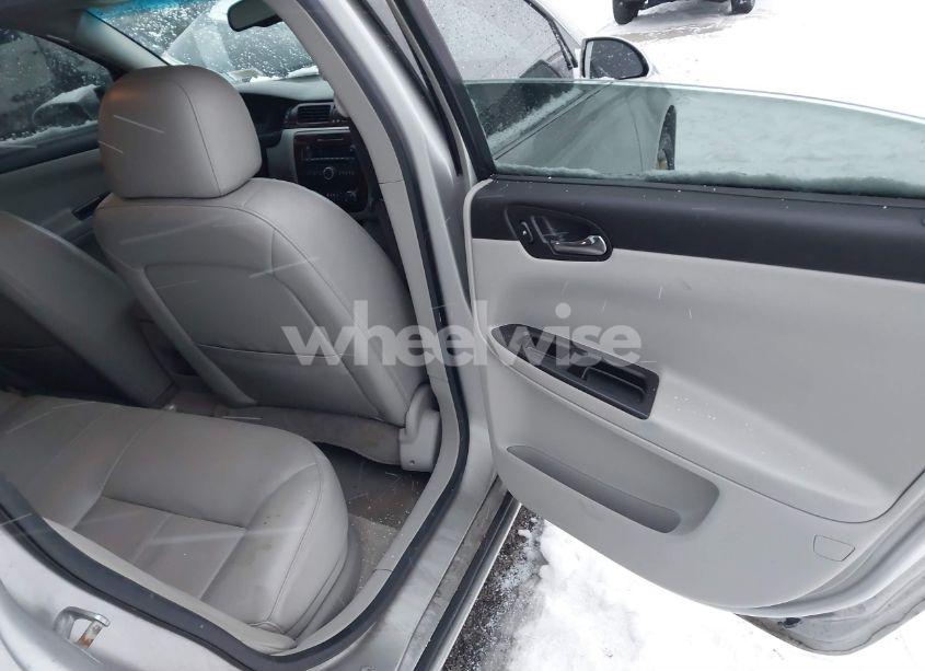 Photo 8 of 2008 Chevrolet Impala LTZ (VIN 2G1WU583089287893)