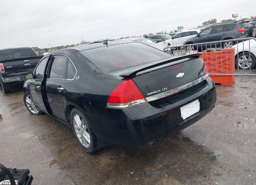 Photo 3 of 2008 Chevrolet Impala LTZ (VIN 2G1WU583281325624)